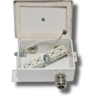 КМ-О (8к*6,0)-IP66-d три ввода: Коробка монтажная огнестойкая