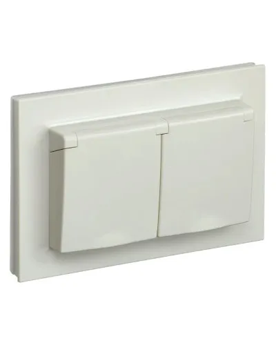 Розетка 2-местная с з/к РСбш12-3-44-БрКр бежевый BRITE (BR-R26-16-44-K10-F). Розетка с заземлением с защитными шторками и крышкой в сборе. IEK в Новосибирске